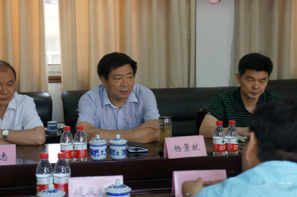 市國稅局總會計師楊景獻對建筑業(yè)相關(guān)部門負責(zé)人所提問題解答與分析
