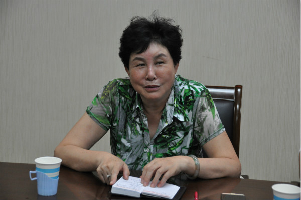 南陽建工集團(tuán)鞠蘭董事長發(fā)言